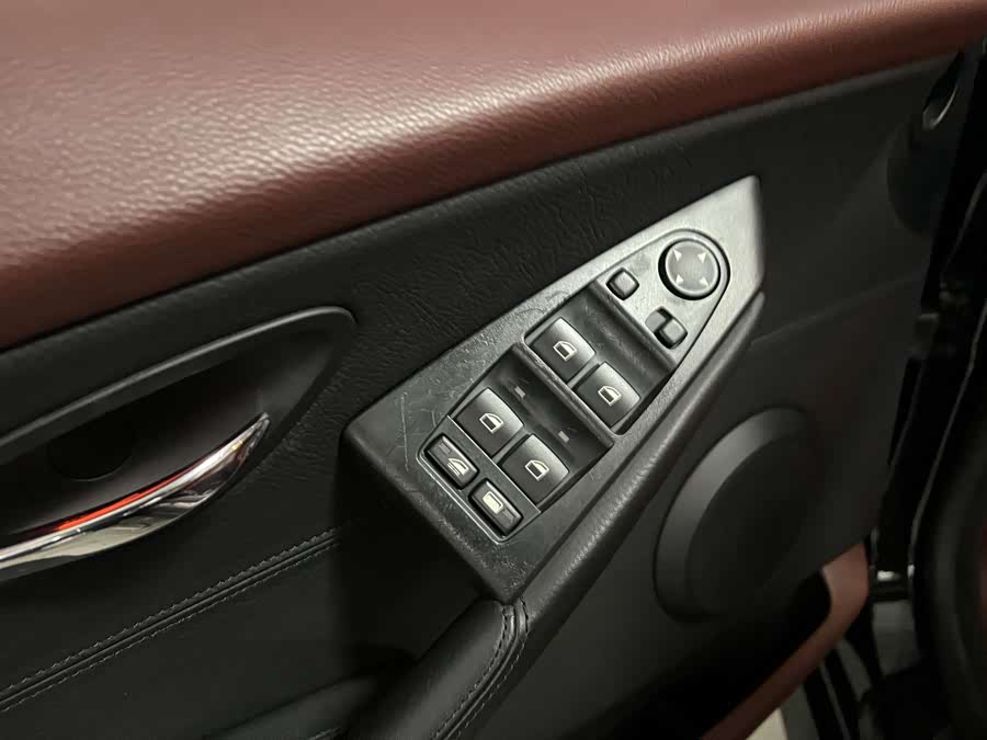 BMW 6 Series 2011 car image #14