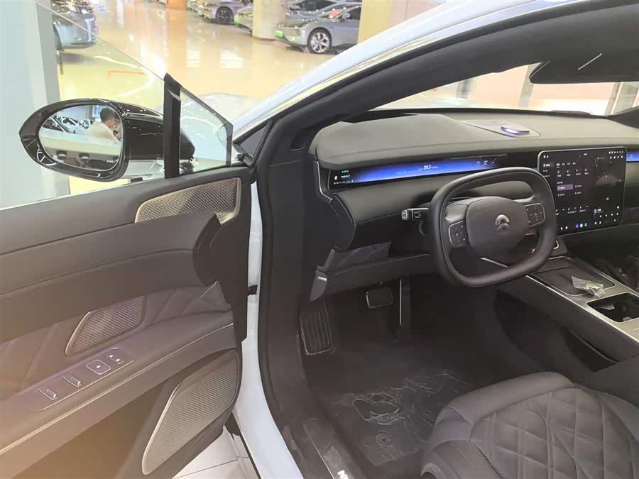 蔚来 蔚来ET9 2024 汽车图片 #14