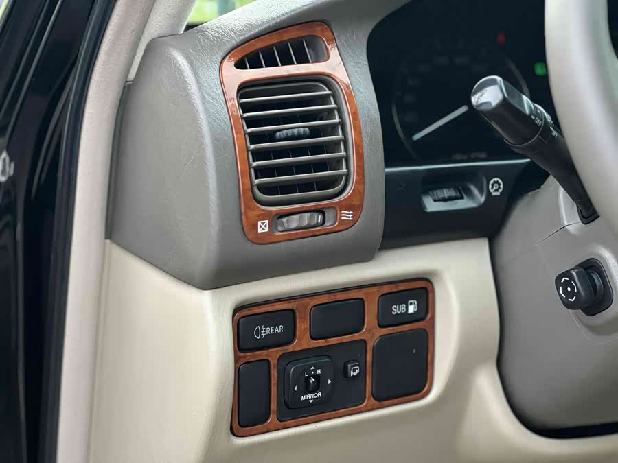 丰田 兰德酷路泽 2006 汽车图片 #14