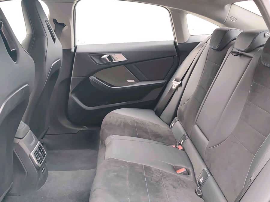 BMW 2 Series 2025 car image #14