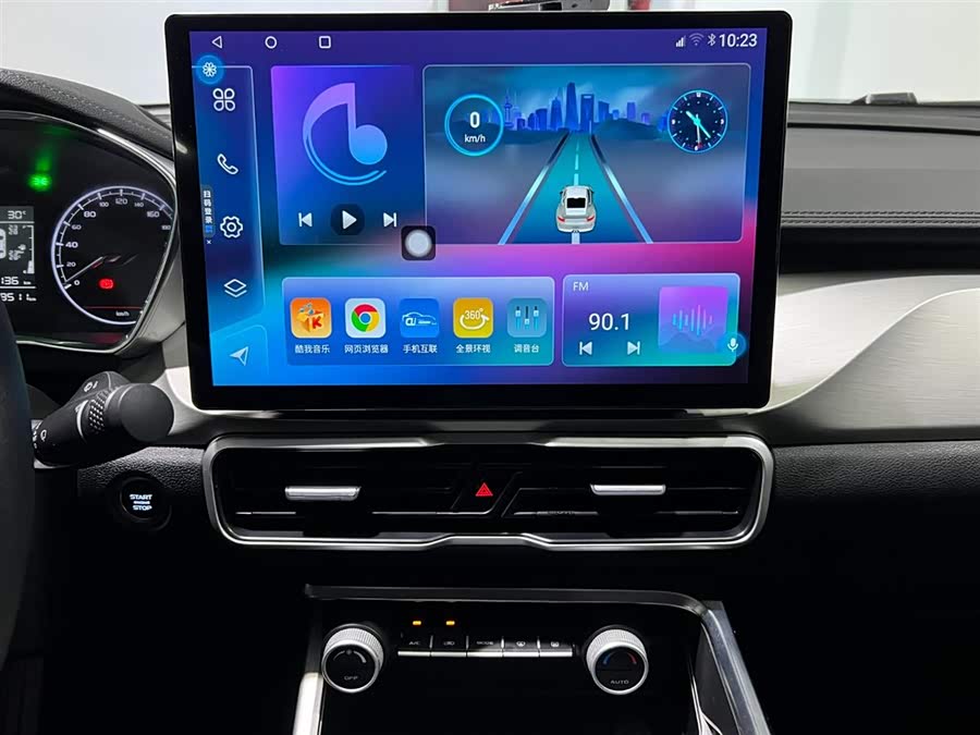 GEELY Coolray 2024 #14 GEELY Coolray 2024 car image #14