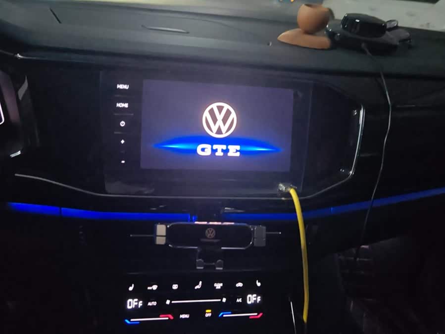 Volkswagen Tayron GTE 2021 car image #14