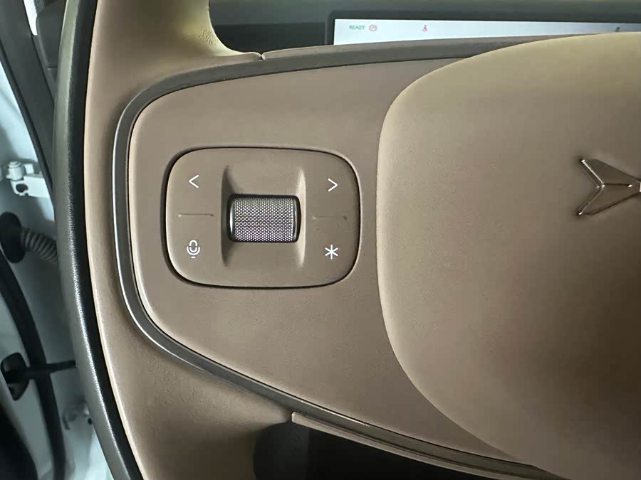 Xpeng X9 2024 imagem de carro #14