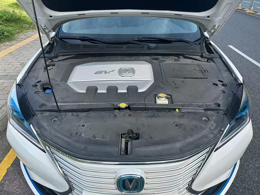 Changan Eado EV 2019 car image #14