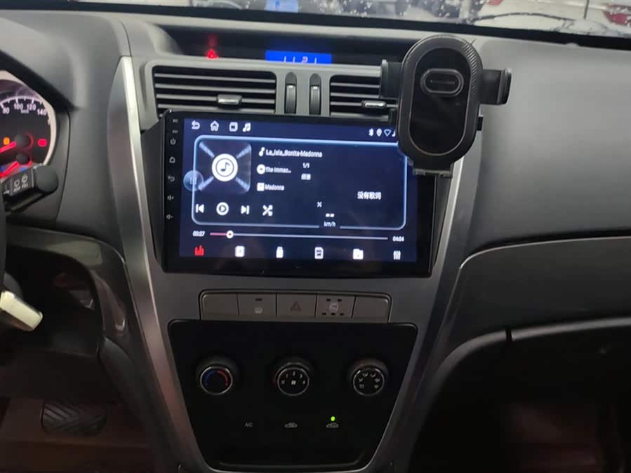 GEELY GX7 2014 car image #14