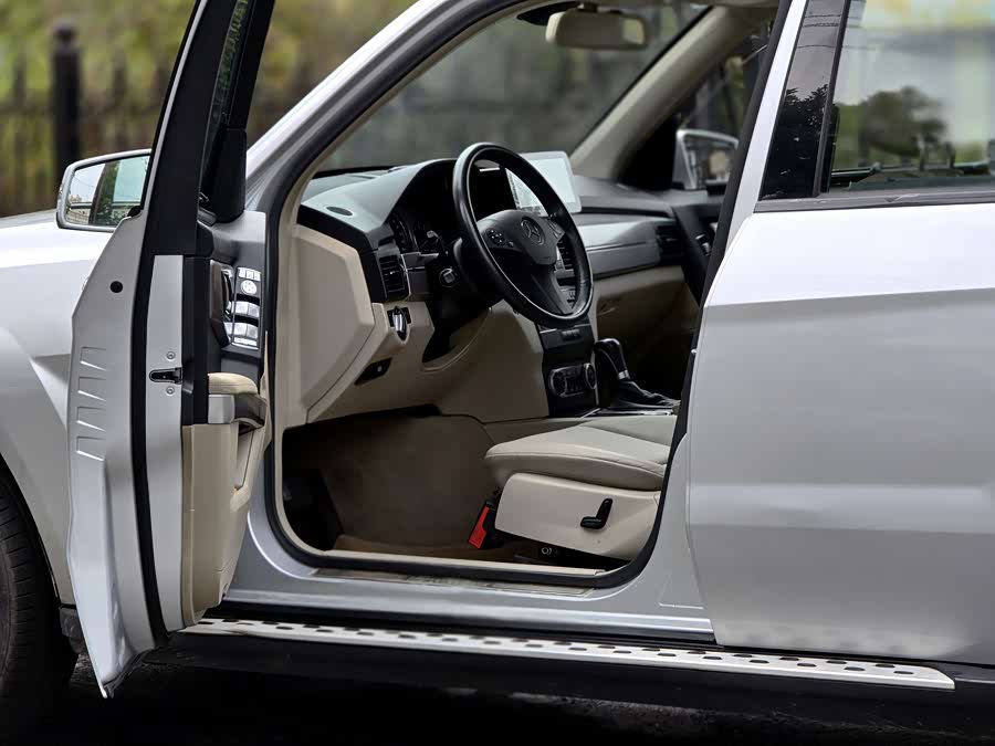 Mercedes-Benz GLK Class (Imported) 2010 #14 Mercedes-Benz GLK Class (Imported) 2010 car image #14