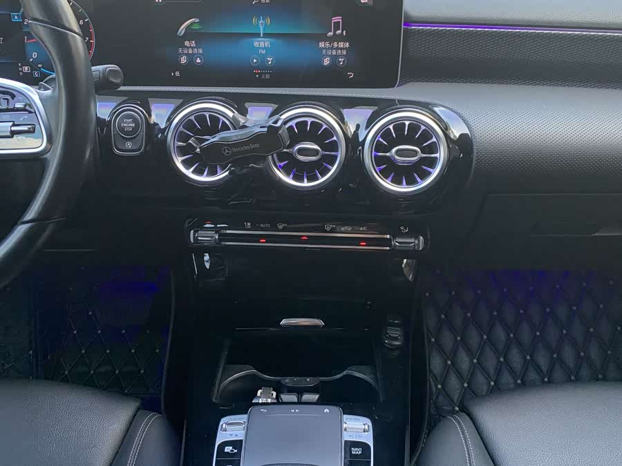 Mercedes-Benz A Class (Imported) 2020 immagine di auto #14