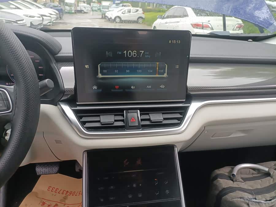 HongQi E-HS3 2019 car image #14