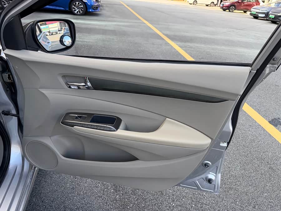 Honda City Classic 2012 #14 Honda City Classic 2012 car image #14