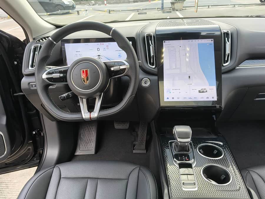 HongQi HS3 PHEV 2025 car image #14