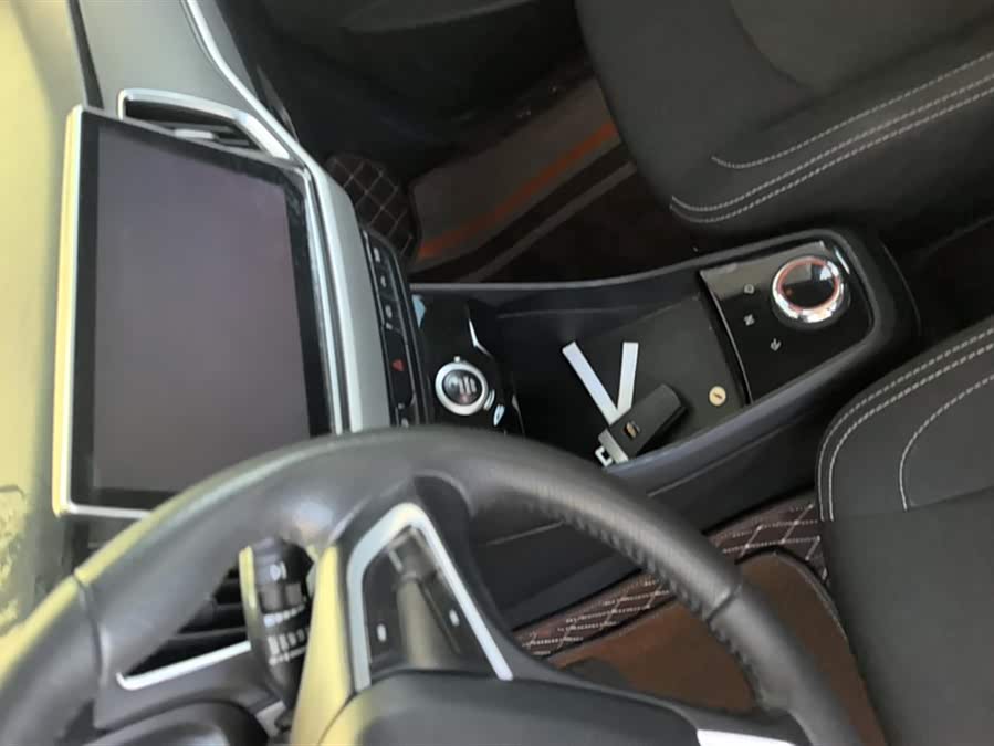 哪吒汽车 哪吒N01 2019 汽车图片 #14