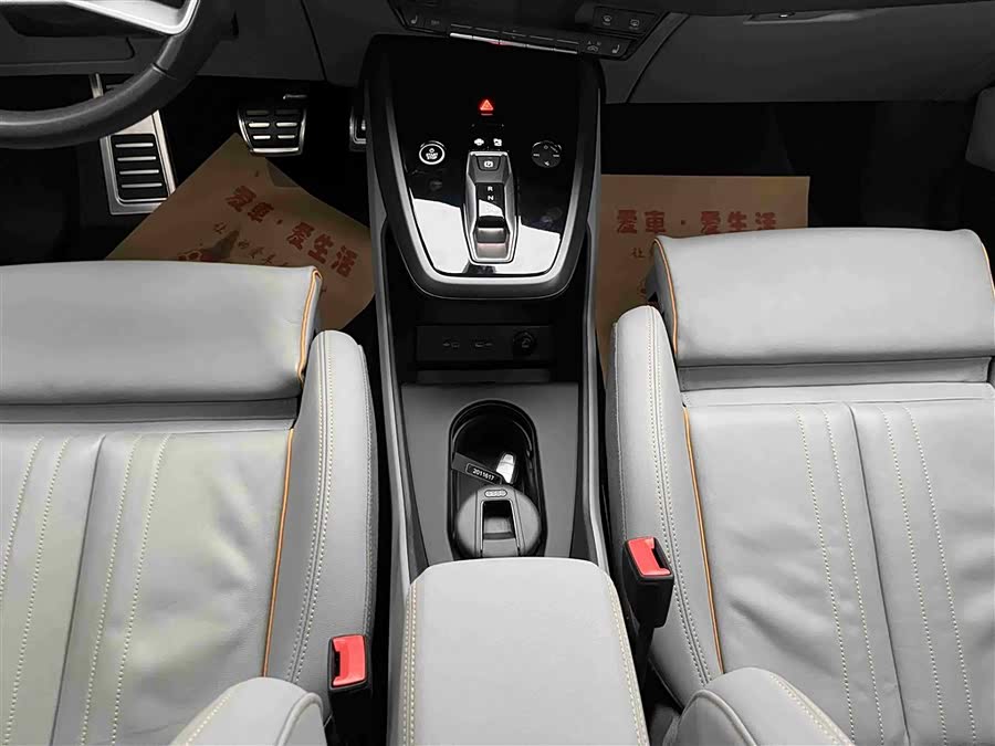 Audi Q5 e-tron 2023 #14 Audi Q5 e-tron 2023 صورة سيارة #14