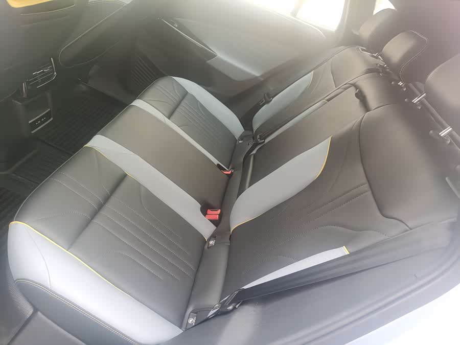 Volkswagen ID.4 X 2024 immagine di auto #14