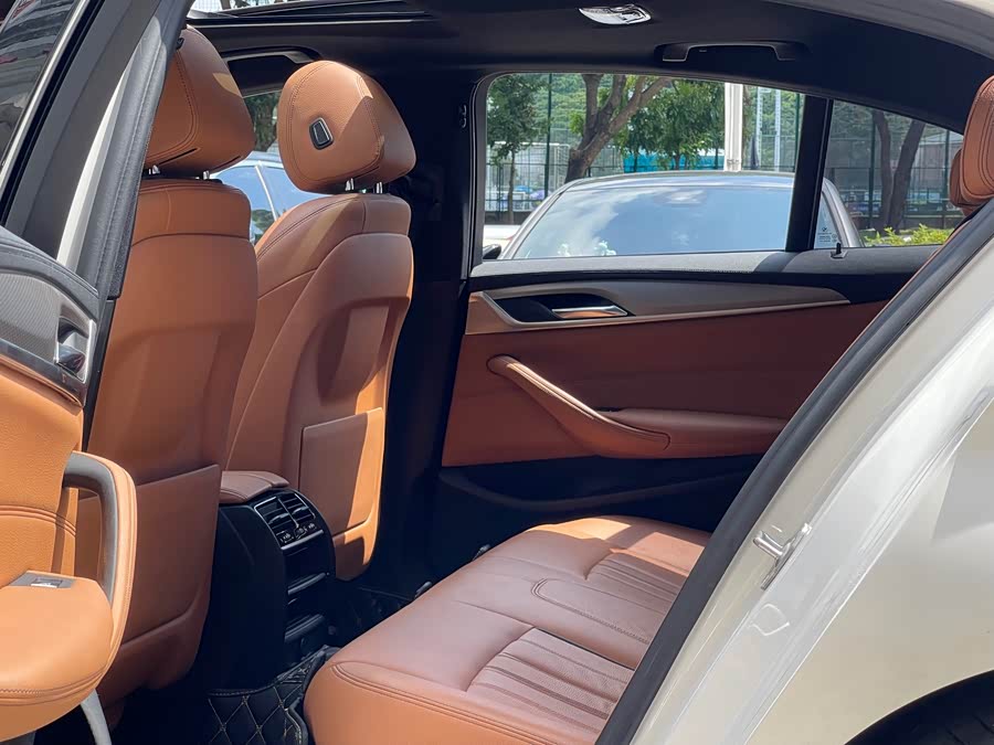 BMW 5 Series (Imported) 2018 #14 BMW 5 Series (Imported) 2018 car image #14