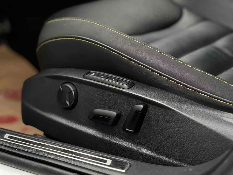 大众 一汽-大众CC 2023 #14 大众 一汽-大众CC 2023 汽车图片 #14