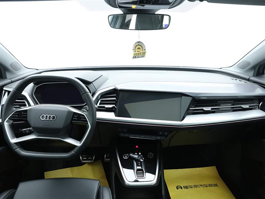 Audi Q4 e-tron 2024 imagem de carro #14