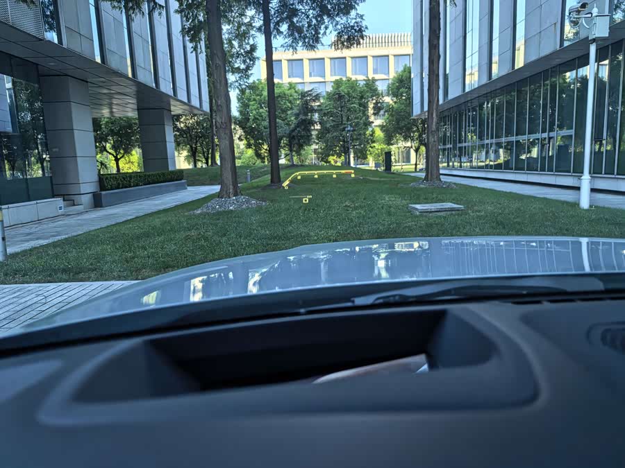 BMW M4 2022 car image #14