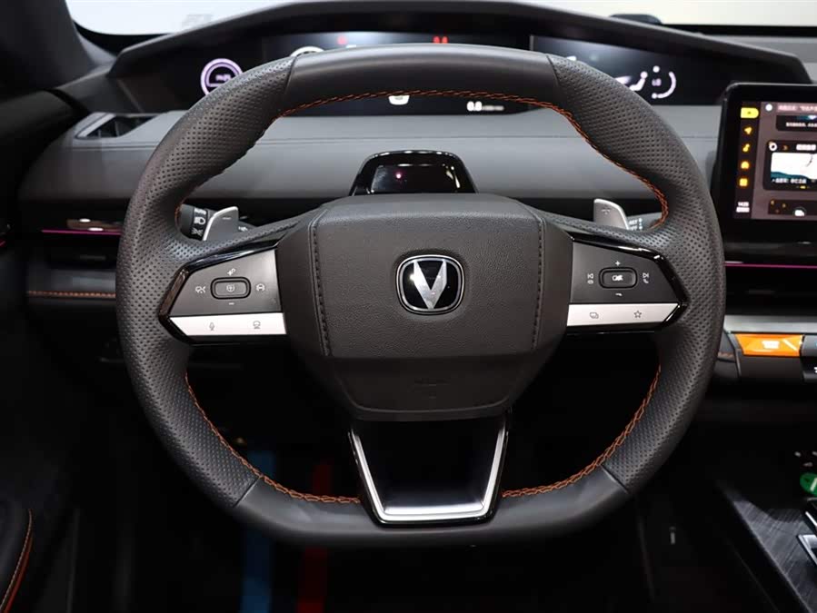 Changan UNI-V 2022 car image #14