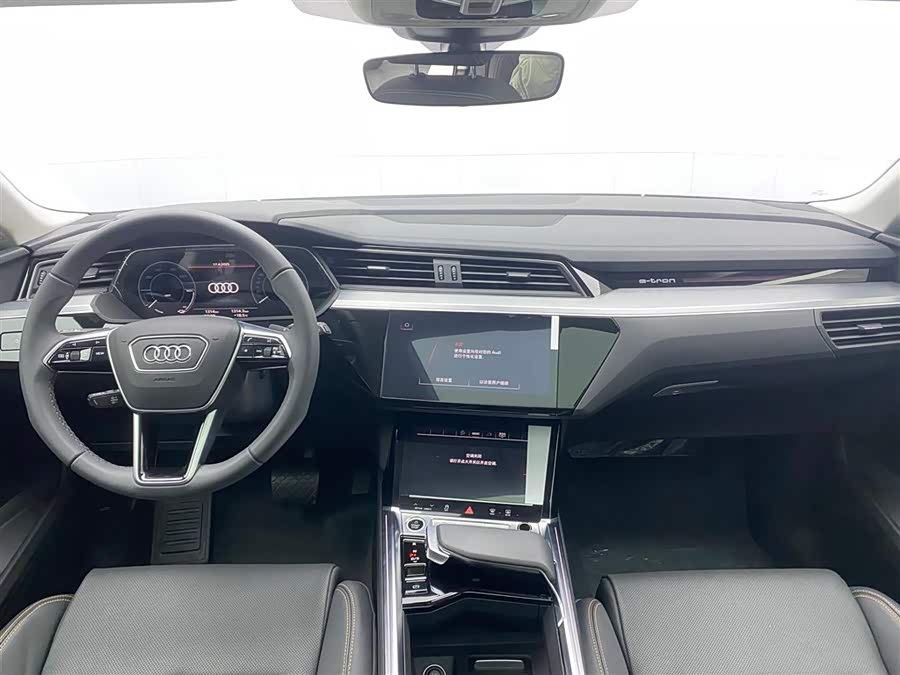 Mercedes-Benz SLK AMG 2025 #14 Mercedes-Benz SLK AMG 2025 صورة سيارة #14