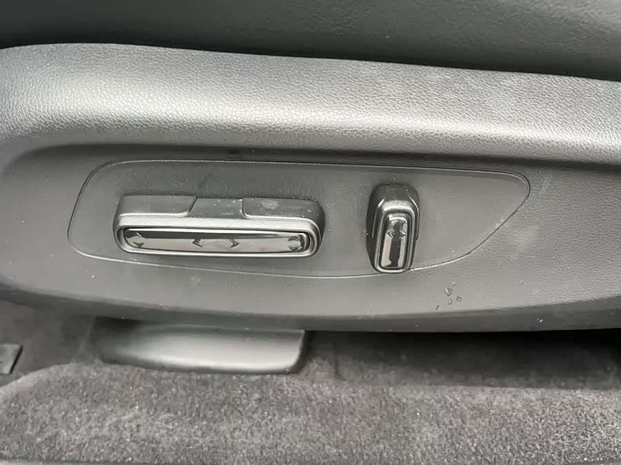 Honda ZR-V 2023 #14 Honda ZR-V 2023 immagine di auto #14