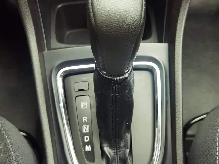 铃木 启悦 2015 汽车图片 #14