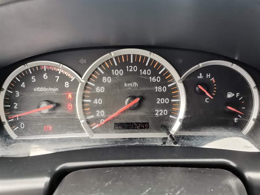 日产 日产帕拉丁 2014 汽车图片 #14