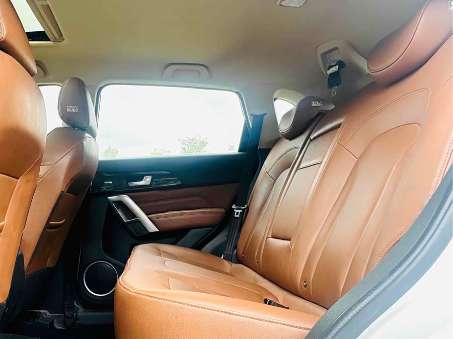 Haval H2 2016 #14 Haval H2 2016 car image #14