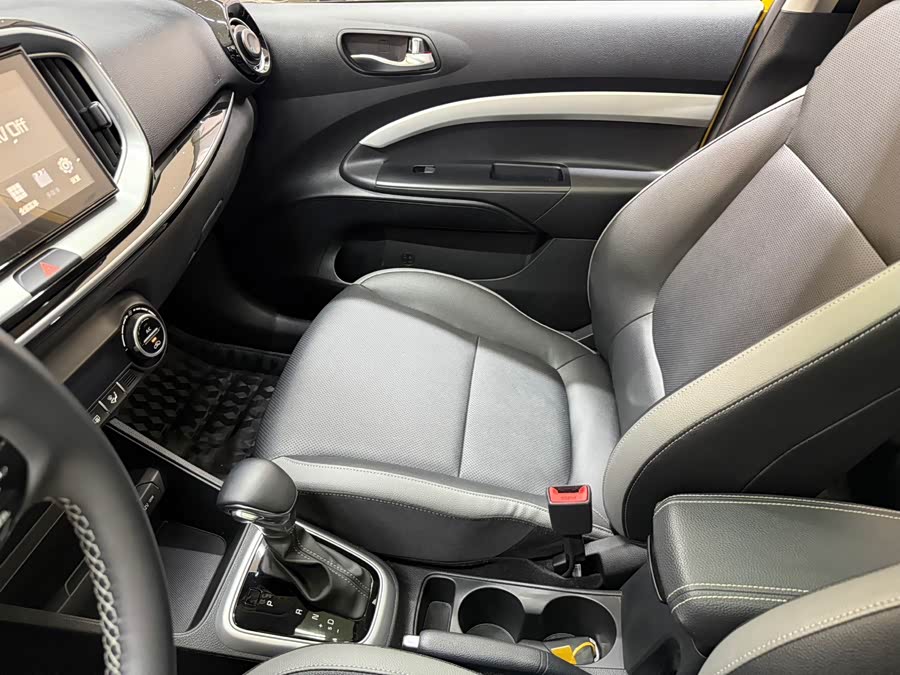 起亚 奕跑 2023 汽车图片 #14