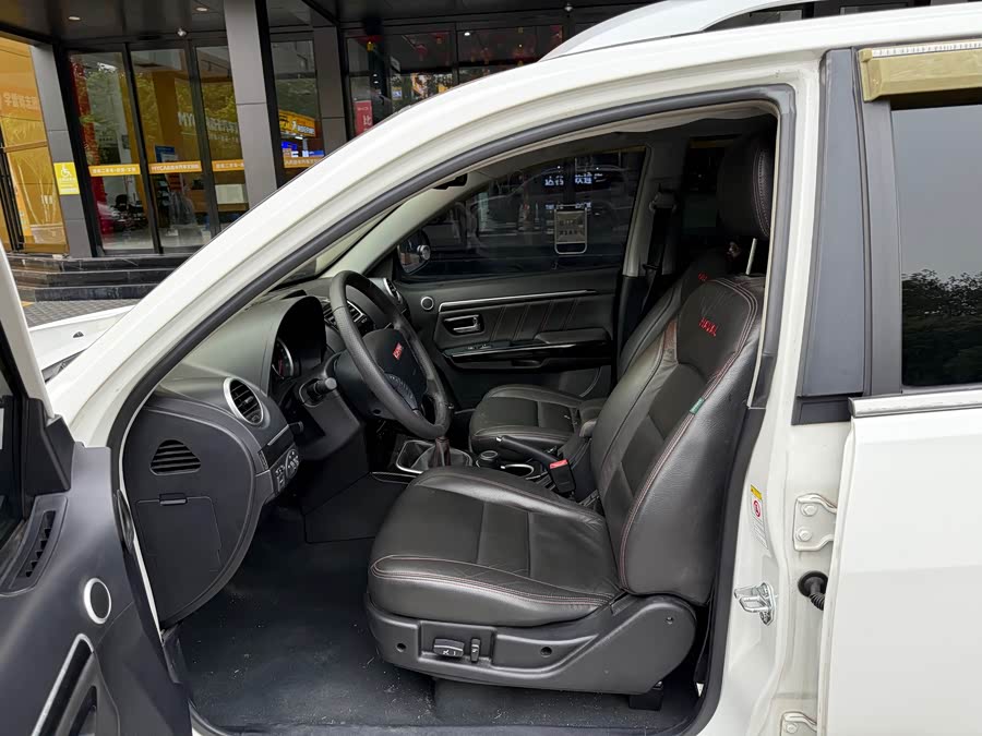 Haval H5 Class 2015 #14 Haval H5 Class 2015 car image #14