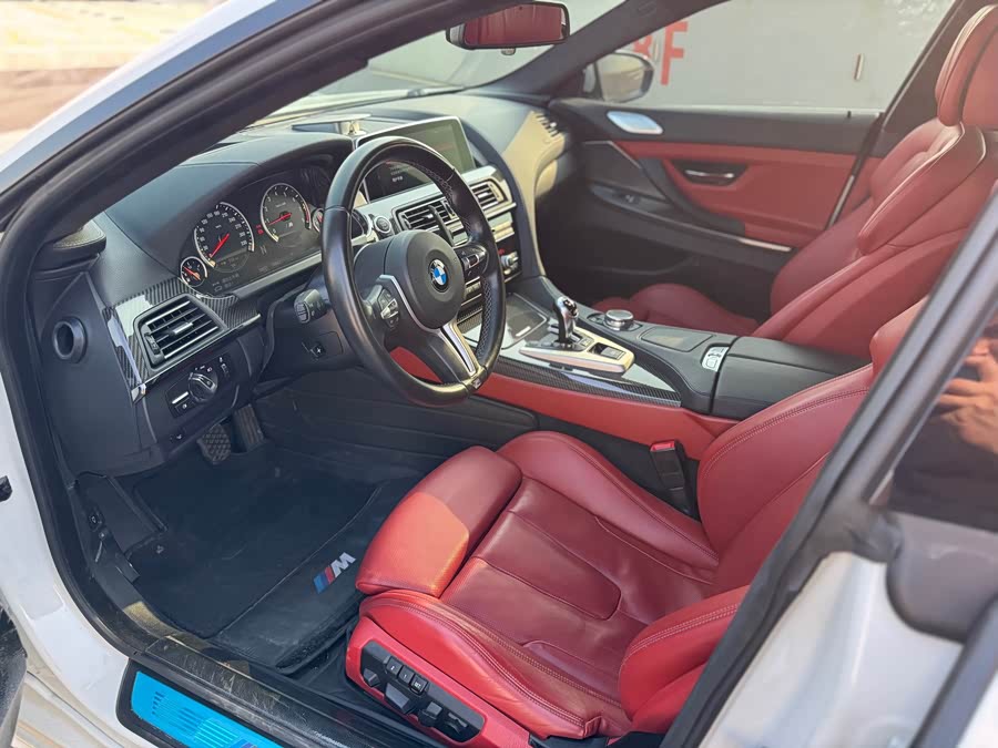 BMW M6 2020 car image #14