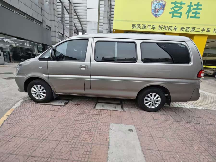 2024 car image #14