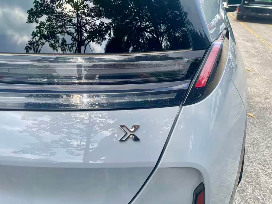 极氪 极氪X 2023 汽车图片 #14