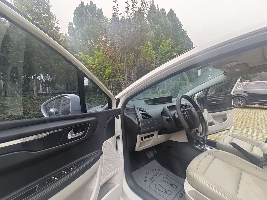 Citroen C-Quatre 2013 #14 Citroen C-Quatre 2013 car image #14