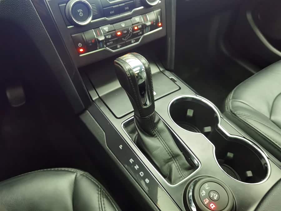 Ford Explorer (Imported) 2017 car image #14