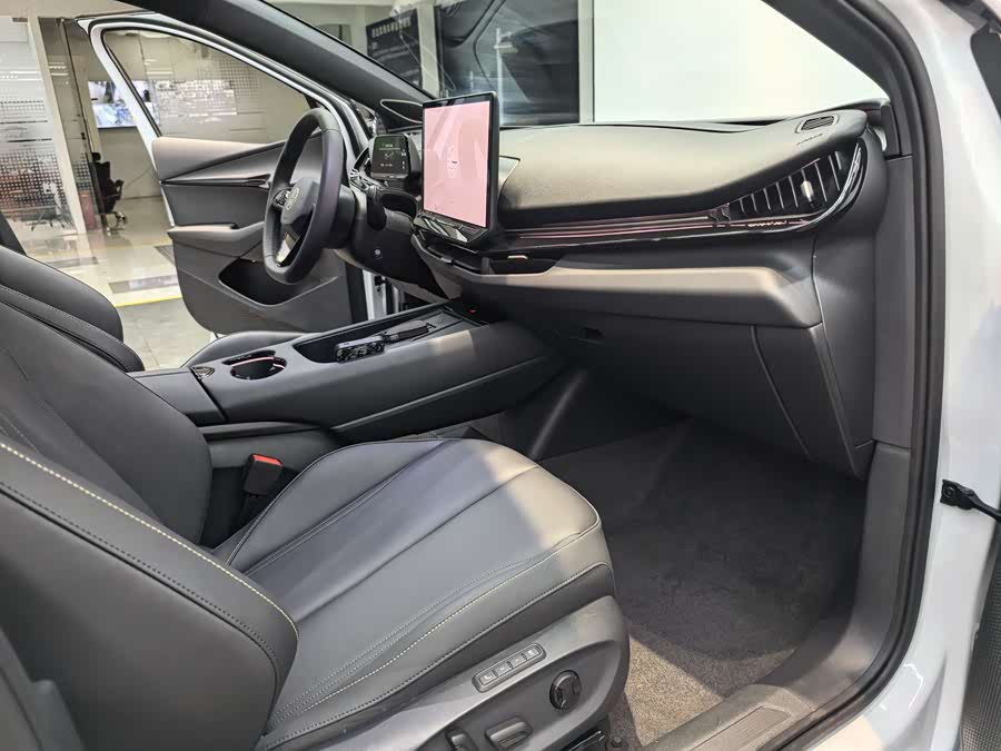 Volkswagen ID.UNYX 06 2024 image de voiture #14