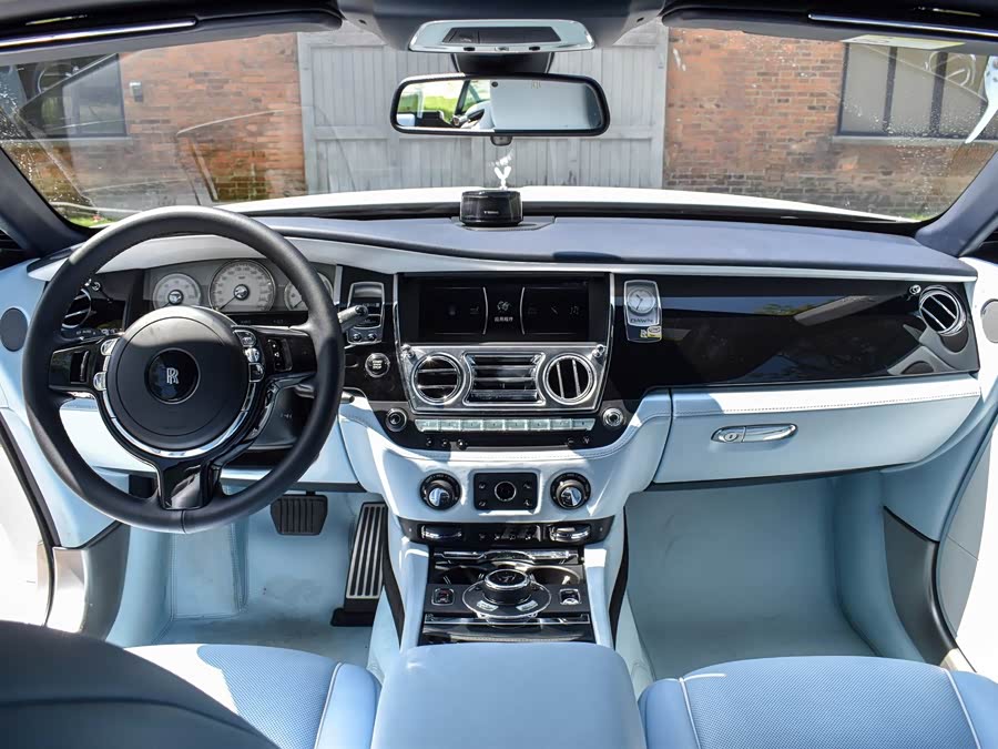 Rolls-Royce Dawn 2023 car image #14