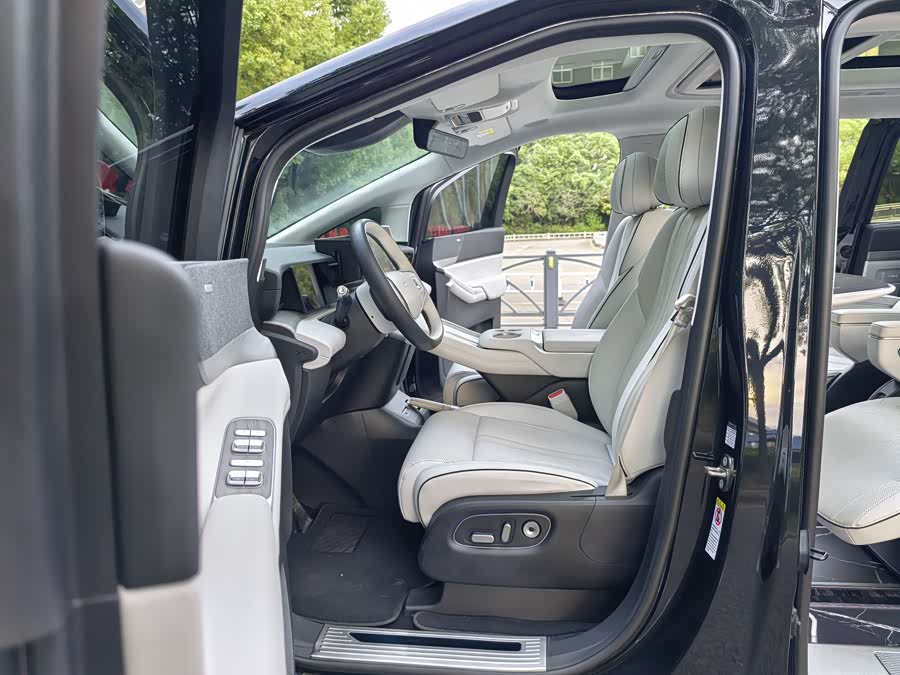 Xpeng X9 2023 #14 Xpeng X9 2023 immagine di auto #14