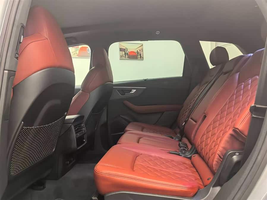 Audi SQ7 2024 #14 Audi SQ7 2024 car image #14