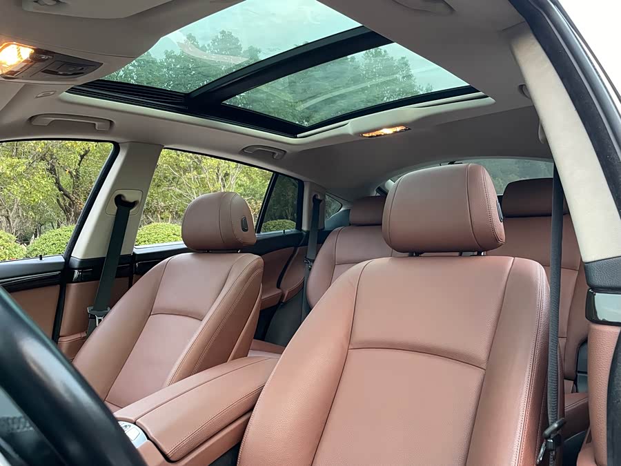 BMW 5 Series GT 2015 #14 BMW 5 Series GT 2015 image de voiture #14