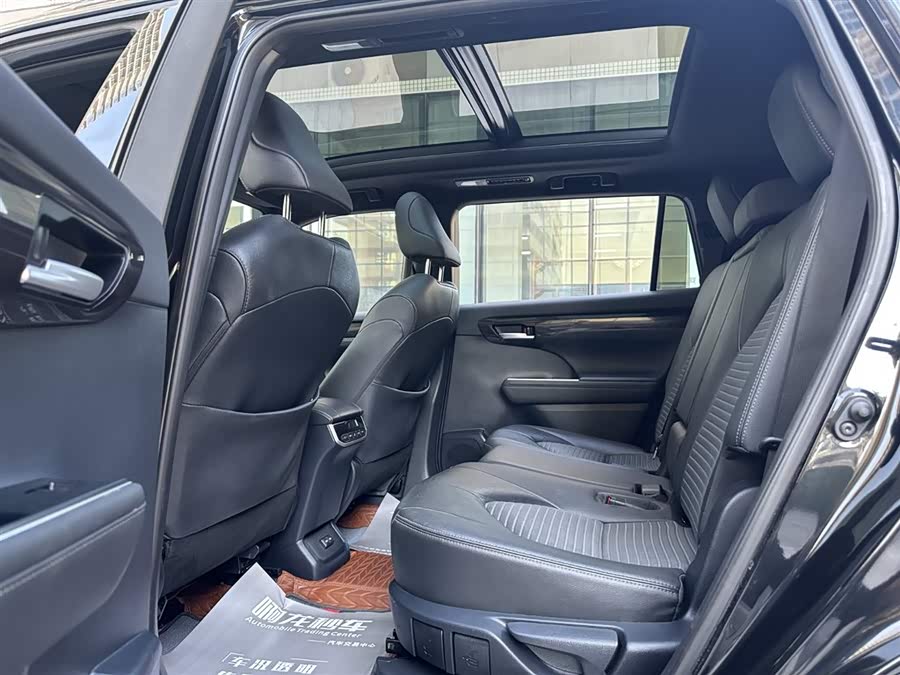 Toyota Crown Kluger 2021 car image #14