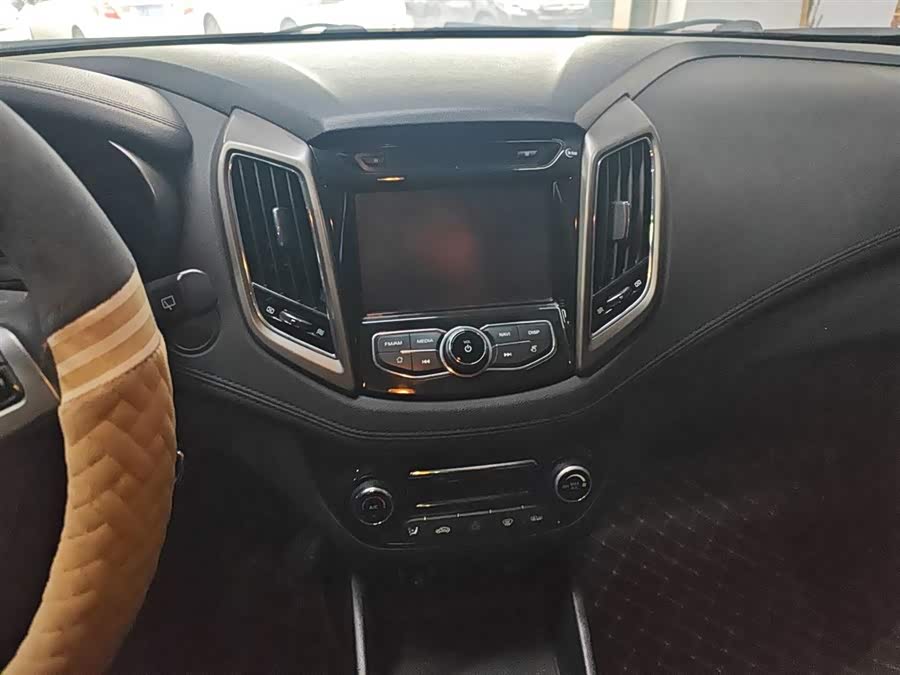 Changan Eado XT 2016 #14 Changan Eado XT 2016 car image #14