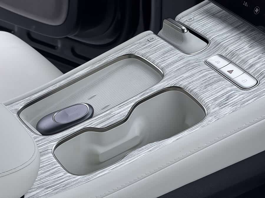 蔚来 蔚来ES7 2022 汽车图片 #14