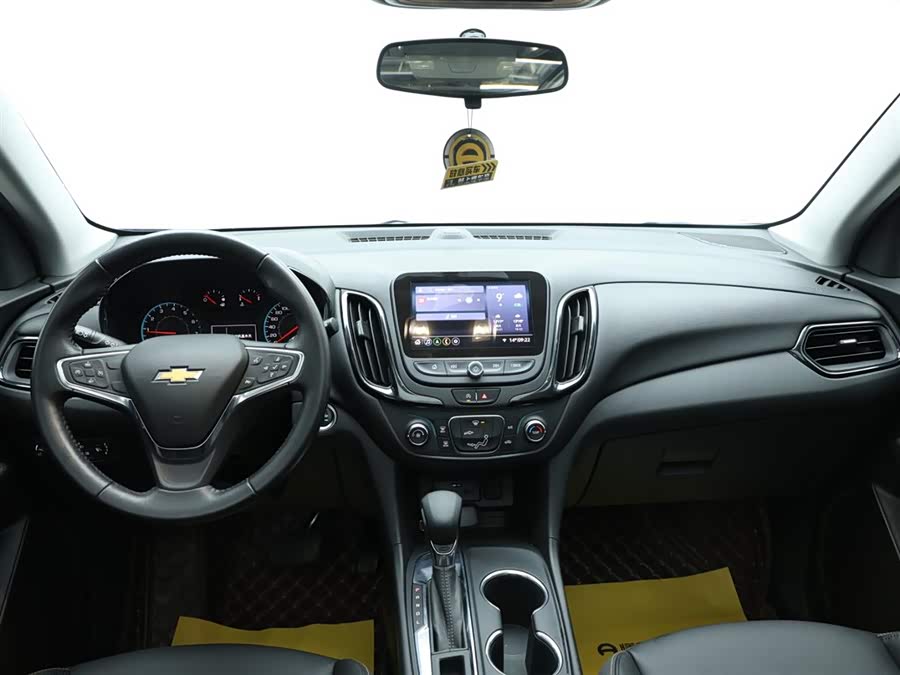 Chevrolet Equinox 2022 car image #14