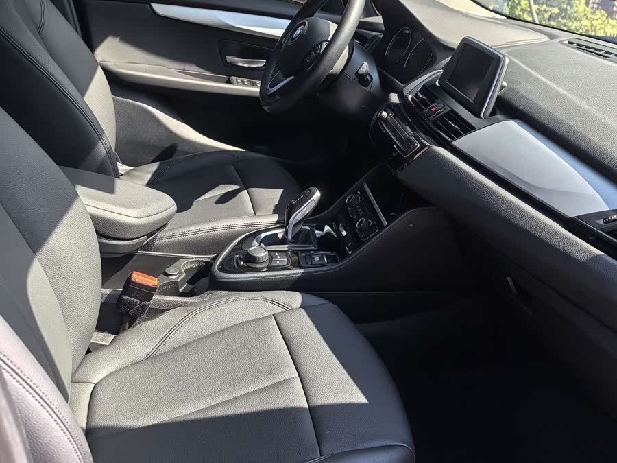 BMW 2 Series Gran Tourer 2019 car image #14