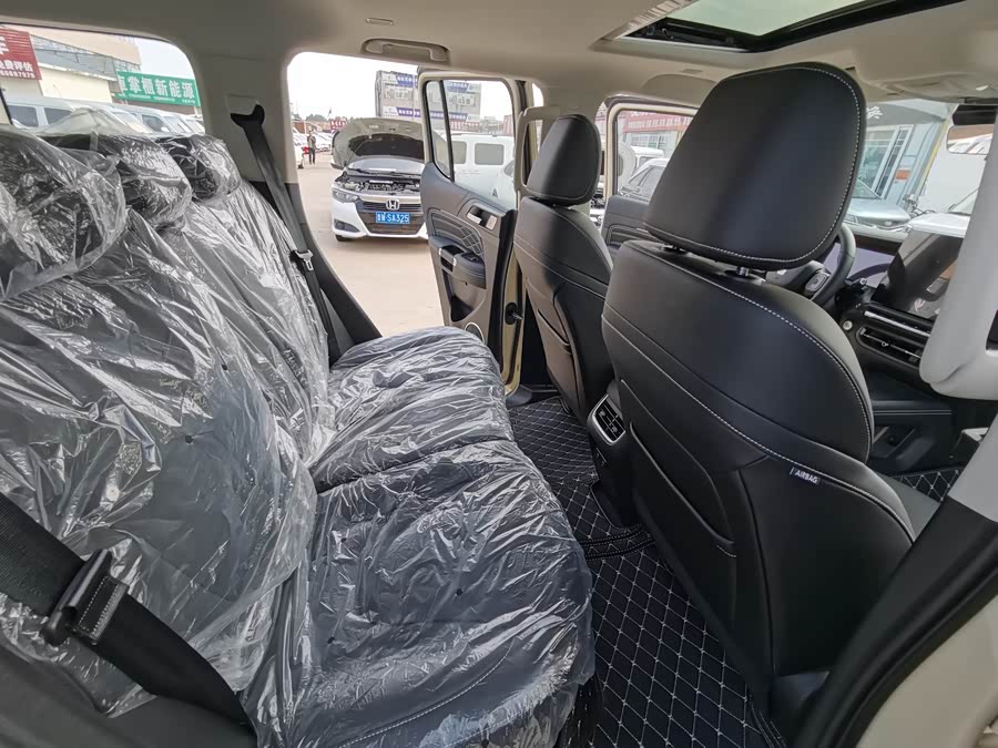 Tank 300 New Energy 2025 #14 Tank 300 New Energy 2025 imagen de coche #14