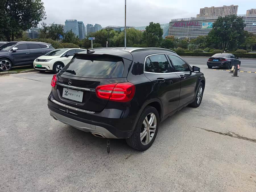 Mercedes-Benz GLA Class (Imported) 2015 #14 Mercedes-Benz GLA Class (Imported) 2015 car image #14