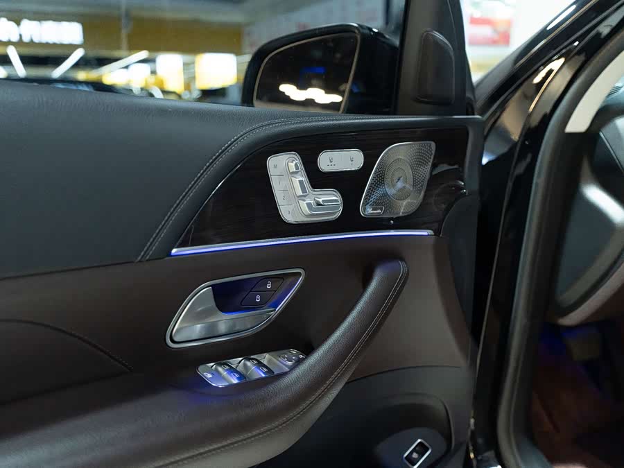 Mercedes-Benz GLS Class 2021 car image #14