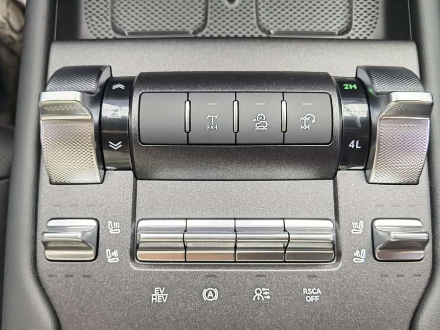 Tank 300 New Energy 2025 car image #14