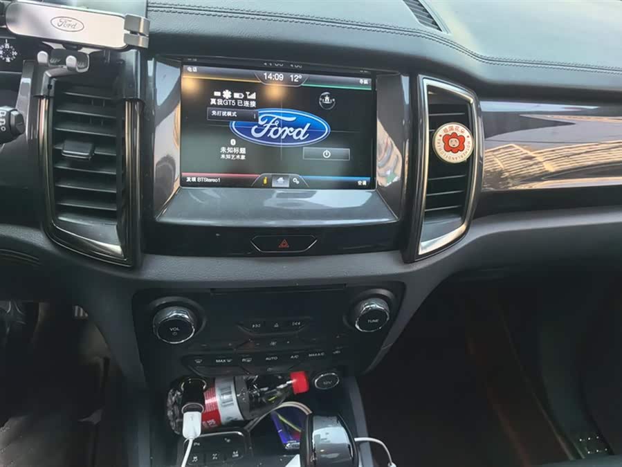 Ford Everest 2016 car image #14