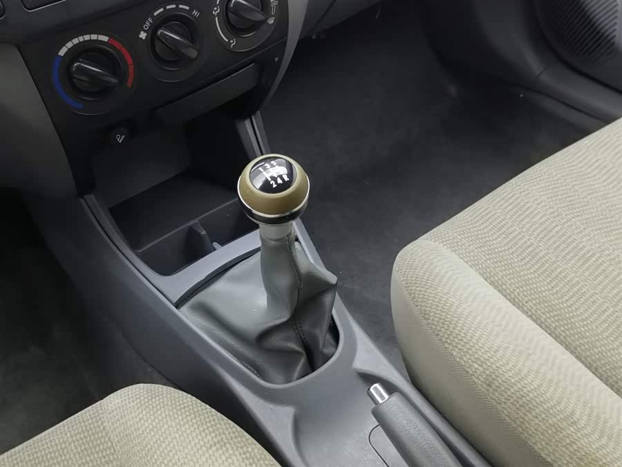 GEELY KingKong 2014 immagine di auto #14